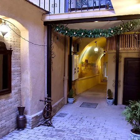 Casa Antiqua Μπρασόβ